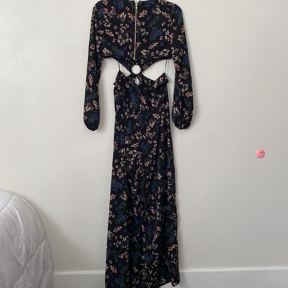 Floral Romper - Picture 4 of 7